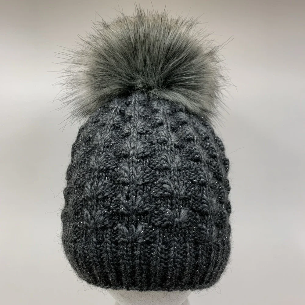 NWOT Villagehouse Chunky Knit Gray Silver Faux Fur Pom Fleece Lined Hat Poland